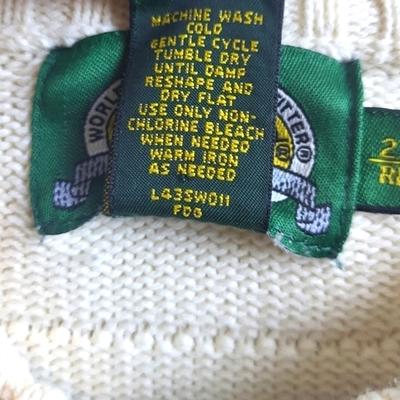 Cabelo's World, Designer Style Women's White Embroidery Sweater Size 2XL - Picture 6 of 8